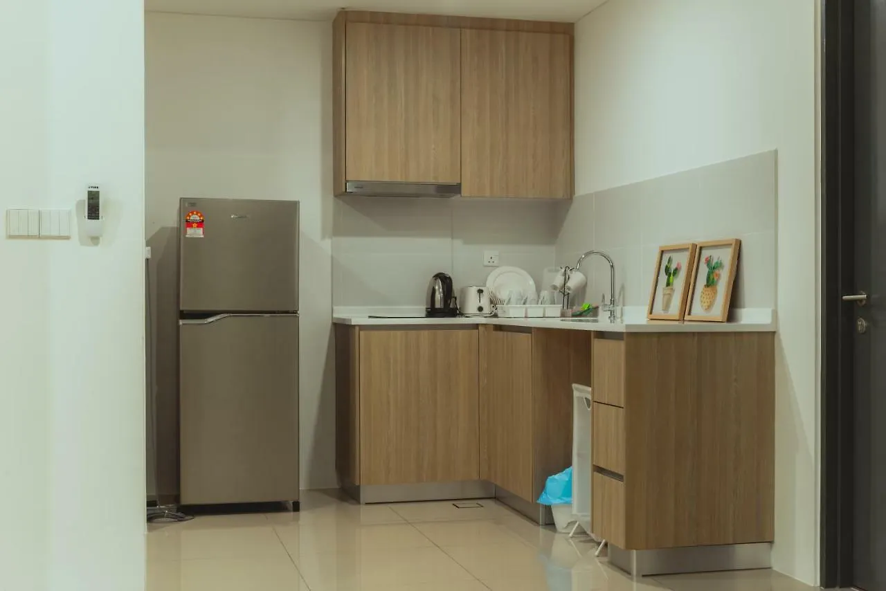 Apartment Muji Home 1 - Sea And City View 2Br At 218 Tropicana Near Komtar Foodheaven With Netflix & Tv Box George Town