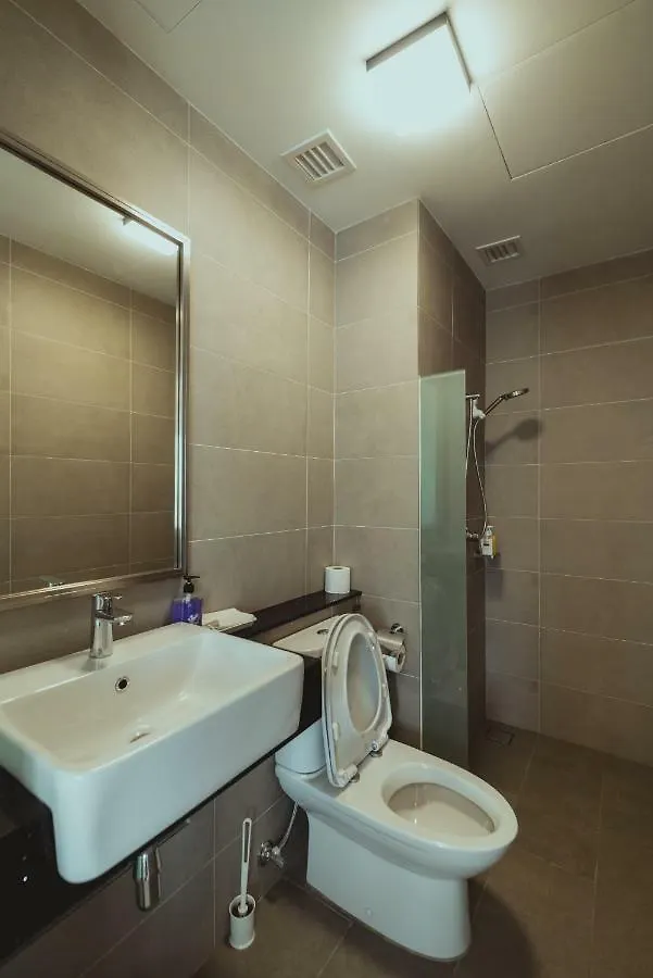 Apartment Muji Home 1 - Sea And City View 2Br At 218 Tropicana Near Komtar Foodheaven With Netflix & Tv Box George Town Malaysia